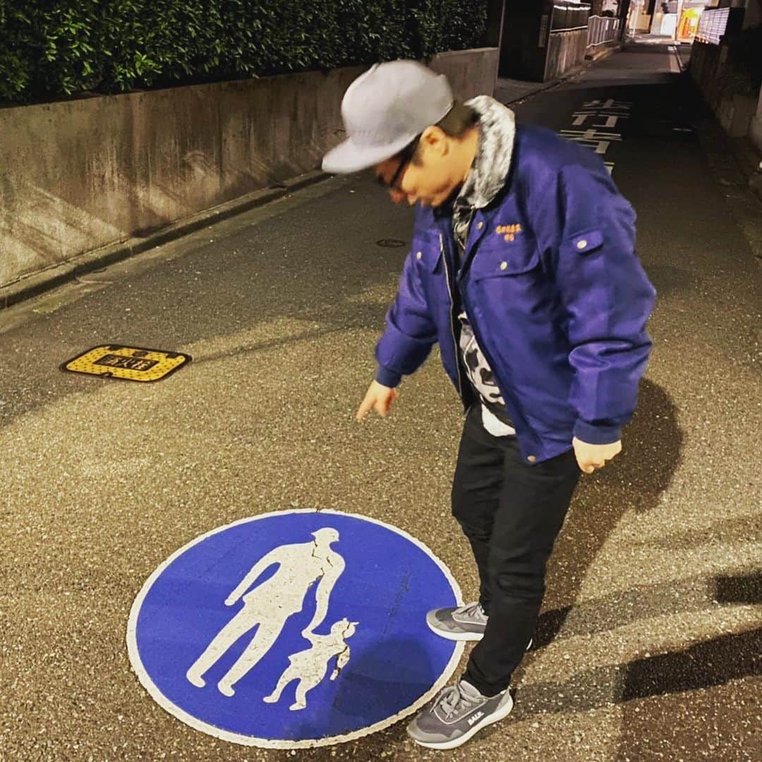 田村淳のインスタグラム：「昨日UFOを見てからこれも宇宙人に見えてしまうようになったw」
