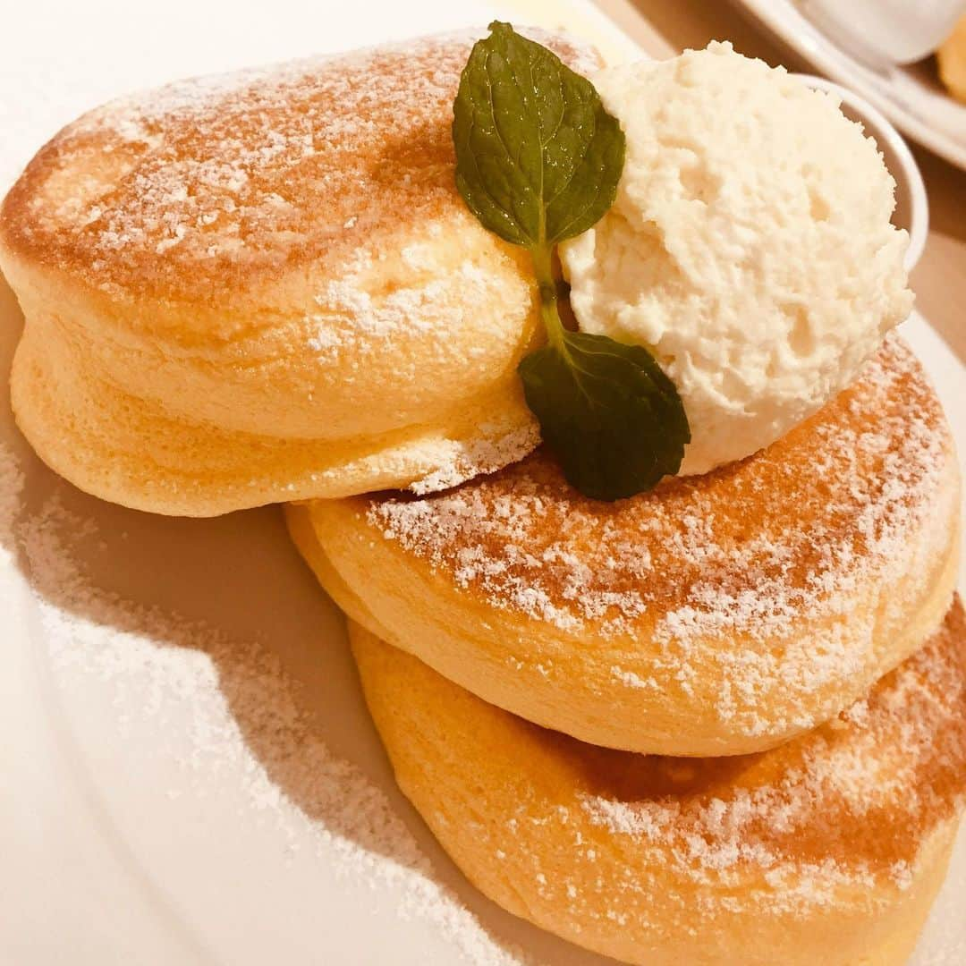 池田楓さんのインスタグラム写真 - (池田楓Instagram)「☺︎ ふさんと食べたぱんけーき🥞  #パンケーキ #ふわふわパンケーキ」3月24日 18時50分 - kaede_ske48