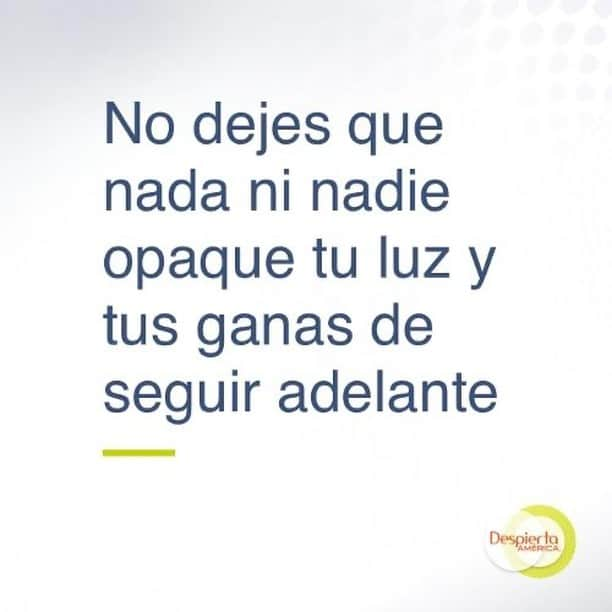 Despierta Americaさんのインスタグラム写真 - (Despierta AmericaInstagram)「¡Feliz martes! Que esa luz siga brillando más fuerte que nunca. 💫#DaleQuePuedes」3月24日 19時00分 - despiertamerica