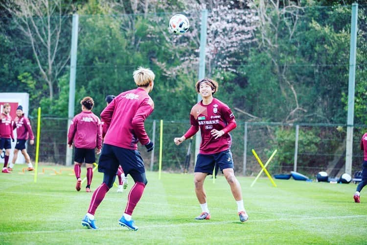 郷家友太さんのインスタグラム写真 - (郷家友太Instagram)「☀️⚽️💪」3月24日 19時57分 - yuta_goke27_official