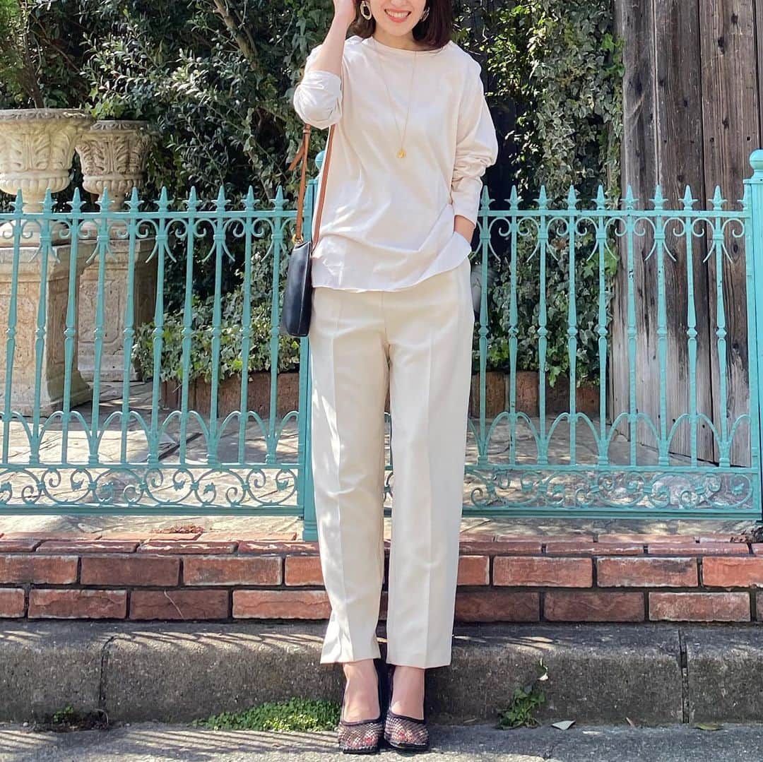 美生のインスタグラム：「昨日の #outfit ﻿ ﻿ écru coordinate﻿ ﻿ ﻿ ﻿ @donobanweb﻿ ﻿」