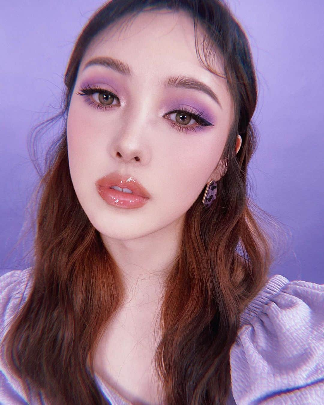 ポニーさんのインスタグラム写真 - (ポニーInstagram)「보고싶다 다들💜」3月24日 20時20分 - ponysmakeup