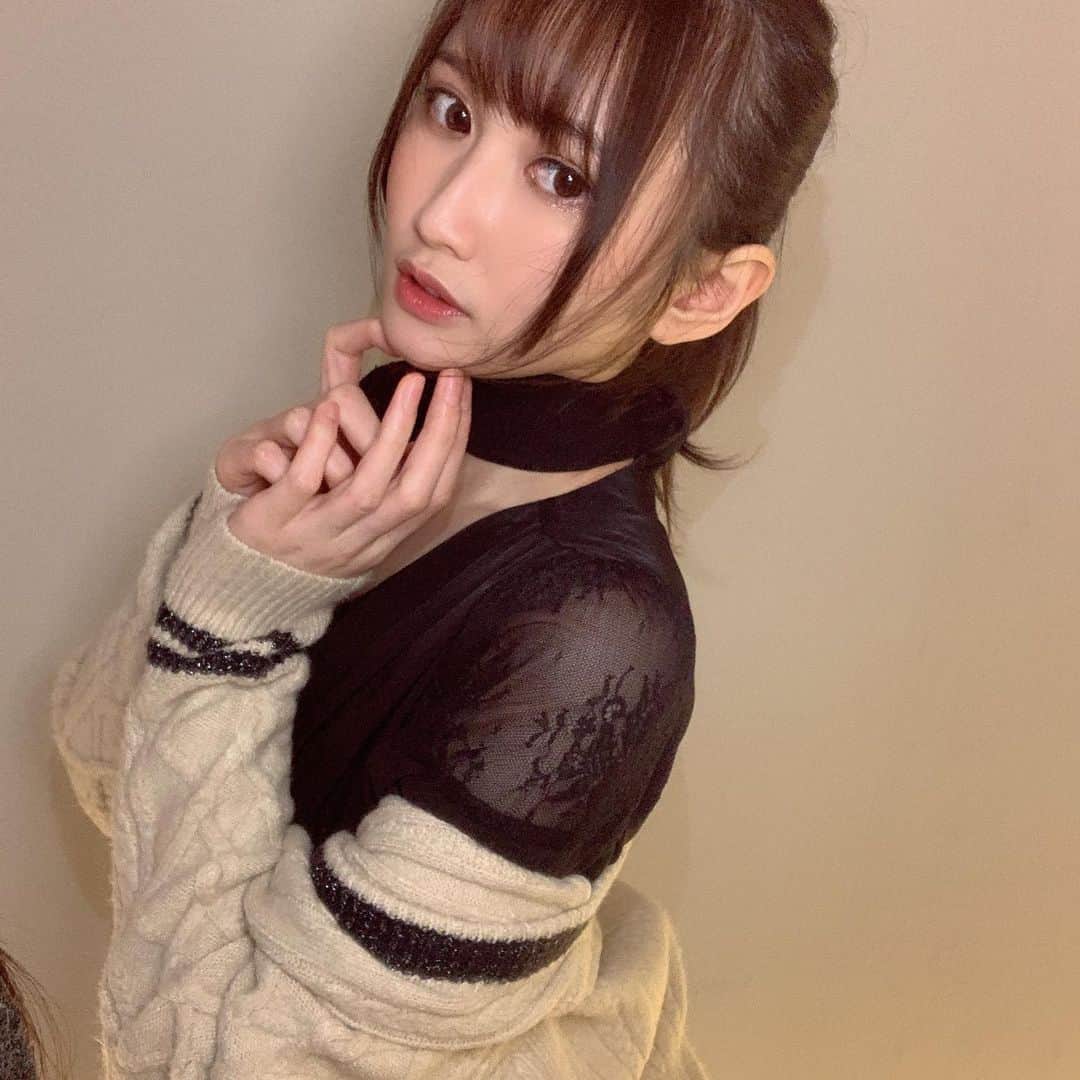 天川そらのインスタグラム：「♡ #天川そら #AV #AV女優 #セクシー女優 #撮影 #ポートレート」