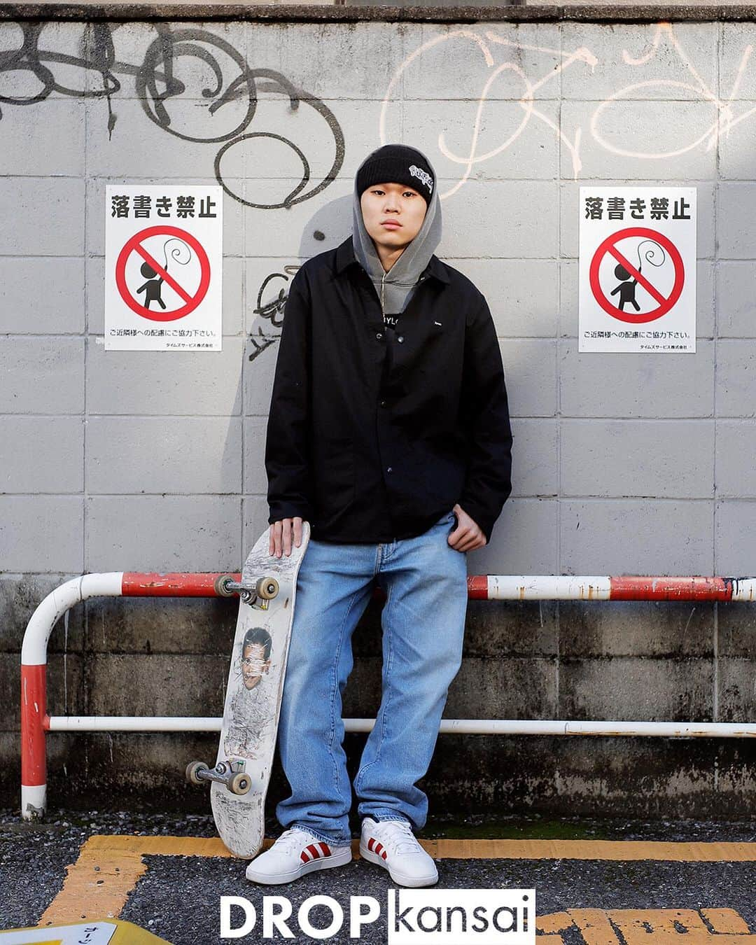 Droptokyoさんのインスタグラム写真 - (DroptokyoInstagram)「KANSAI STREET STYLES @drop_kansai  #streetstyle#droptokyo#kansai#osaka#japan#streetscene#streetfashion#streetwear#streetculture#fashion#関西#大阪#ストリートファッション#fashion#コーディネート#tokyofashion#japanfashion Photography: @fumiyahitomi @kyoheihattori」3月24日 21時00分 - drop_tokyo