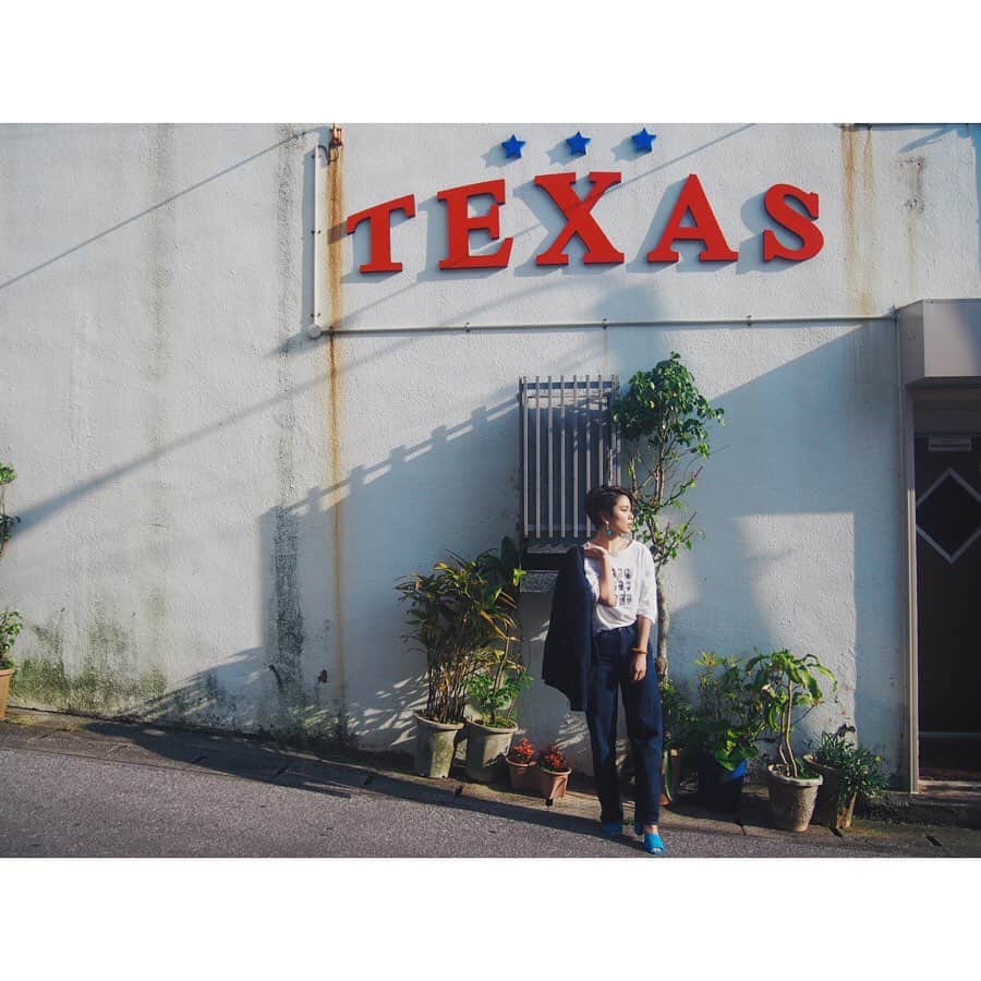 金城優華さんのインスタグラム写真 - (金城優華Instagram)「Okinawa.﻿ ﻿ ﻿ ﻿ ﻿ ＃nagogram﻿ ﻿ ﻿ ﻿ ﻿沖縄の名護市内にテキサス ﻿ ﻿ #金城優華﻿ #モデル﻿ ＃ママ﻿ #model﻿ #fashiongram﻿ #fashion﻿ #Instagram﻿ #instafashion」3月24日 21時08分 - yuuka_kinjo_