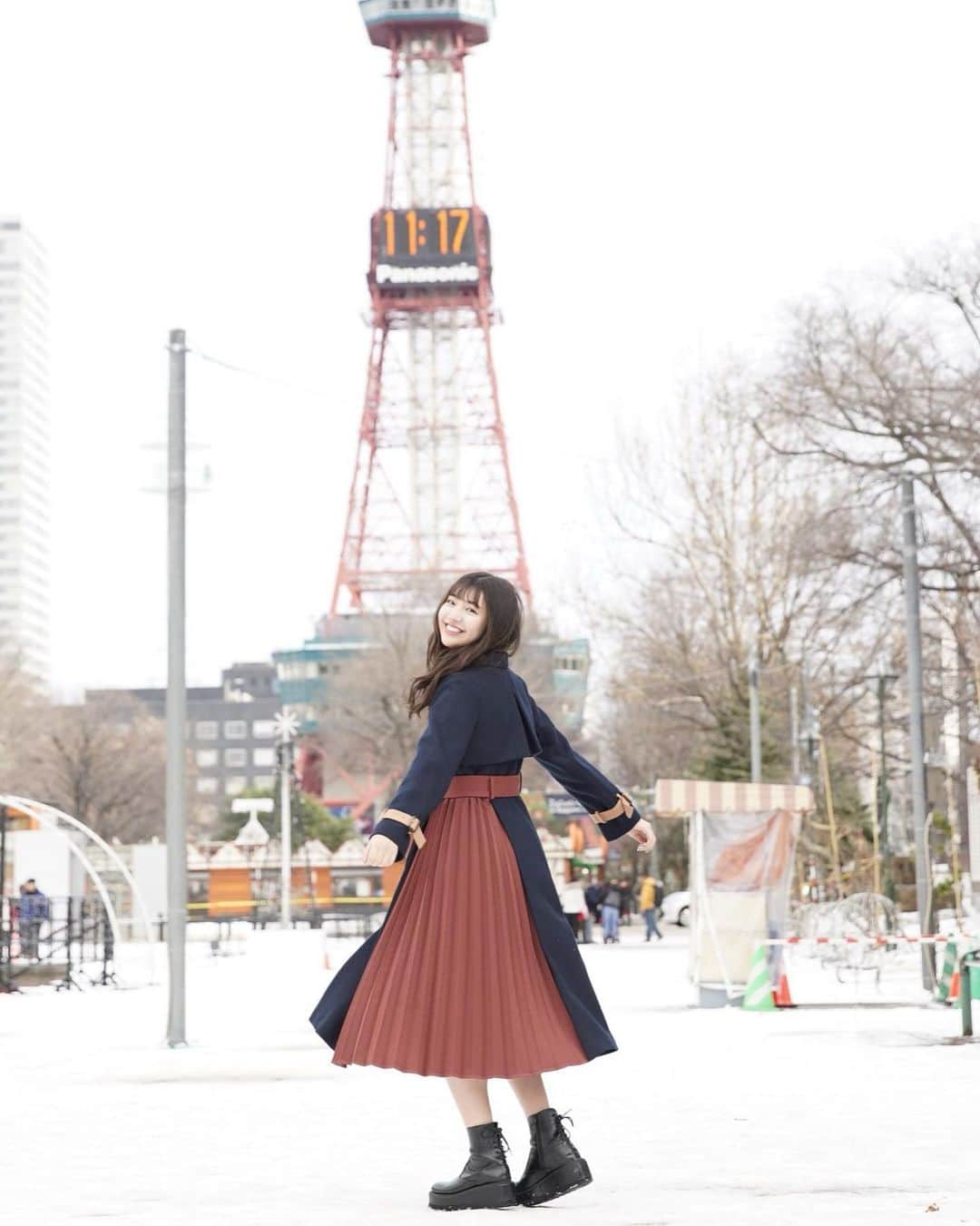 小玉梨々華のインスタグラム：「写真集発売まであと４日☺︎ 大好きな地元で撮影できて嬉しかったなあ  #わーすた2nd写真集 #ごぶんのいち」