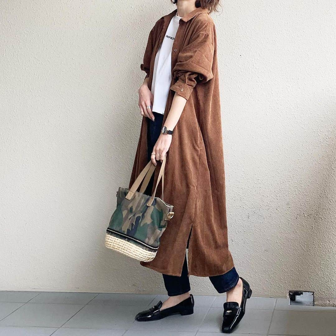sayasu__さんのインスタグラム写真 - (sayasu__Instagram)「・ 2020.3.24 ・ #スリムテーパードアンクルジーンズ 前は裾折ってたけど 今回はそのままで😊 163㌢でこれくらいの丈です♫ ・ ・ #チャオパニックティピー#ciaopanictypy #uniqlo#ユニクロ#zara#ザラ#plst#プラステ#unitedarrows#ユナイテッドアローズ ・」3月24日 21時26分 - sayasu__