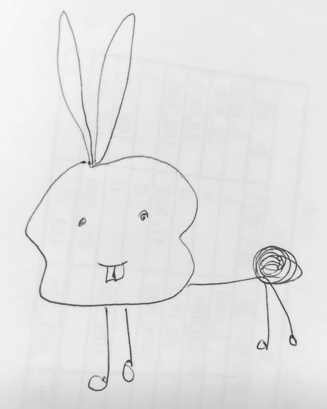星野みちるさんのインスタグラム写真 - (星野みちるInstagram)「このウサギ、へんだなぁーと思ったでしょう(^.^) 実は母のデザインでした笑 #デザイン画 #うさぎ」3月24日 22時45分 - hoshinomichiru