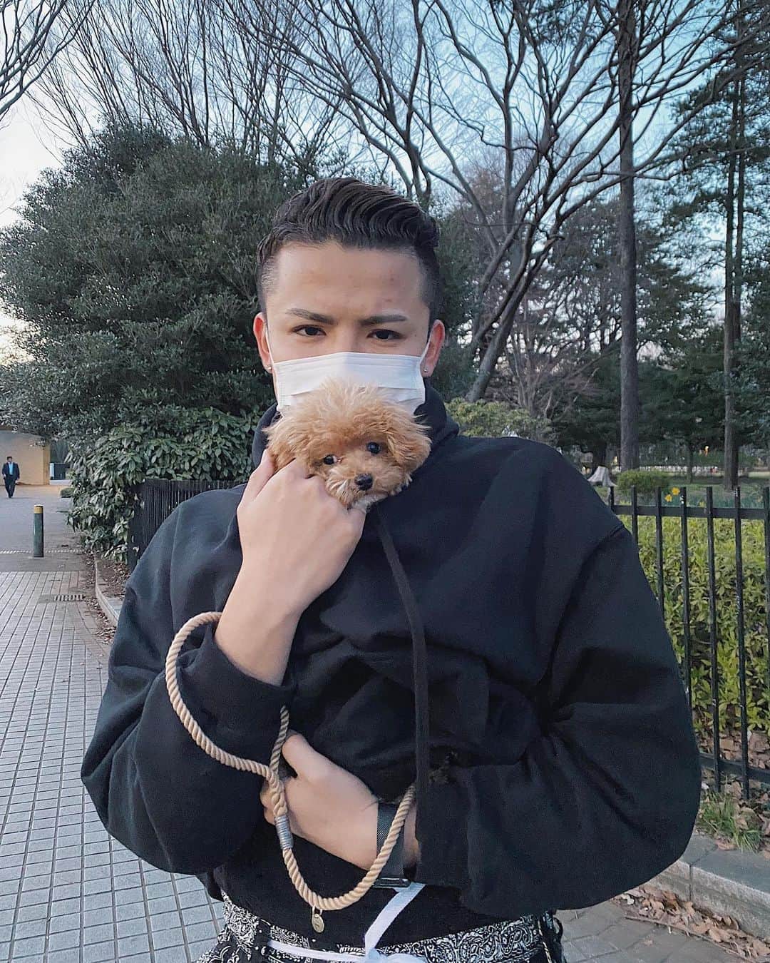 Cody Higaさんのインスタグラム写真 - (Cody HigaInstagram)「寒いんだって🧸 . #NOELくん #0324」3月24日 23時35分 - cody.1222