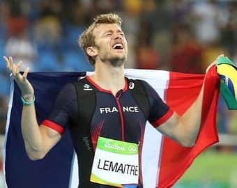 クリストフ・ルメートルのインスタグラム：「Le rêve olympique n’est pas annulé. Il est juste reporté à plus tard. Le plus important est la santé de tous. Rdv en 2021 pour continuer le rêve olympique. Prenez soin de vous et de vos proches, c’est ça le plus important. #asics #poursuistonreve #staysafe #stayathome #tokyo2021」