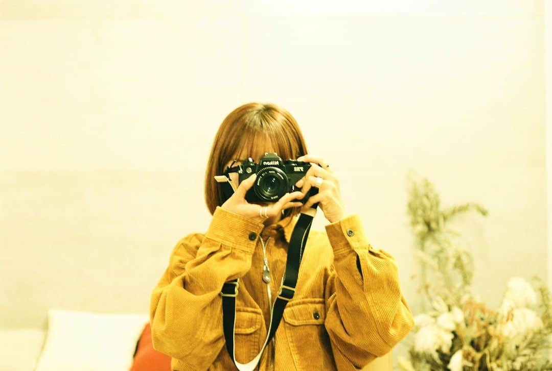 Aya（高本彩）さんのインスタグラム写真 - (Aya（高本彩）Instagram)「selfie✌️📸 #selfie#film#filmphotography#nikon#fe2#ais#50mm#photobyaya#」3月25日 10時43分 - aya_dream04