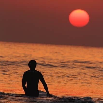 吉沢悠さんのインスタグラム写真 - (吉沢悠Instagram)「. At Tanegashima Surf trip . Photo by @ta_tsuchiya_tafilm . #tafilm #takahirotsuchiya  #tanegashima #種子島 #フォトグラファー #思い出 #surfing #surf #channelislands  #故郷 #relax #deepbreath」3月25日 11時13分 - hisashi_yoshizawa