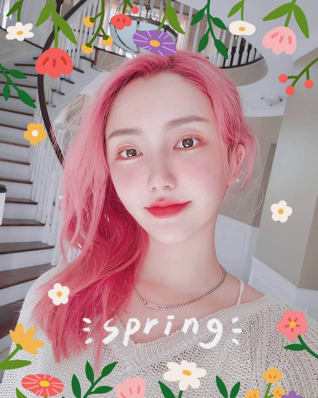ひかりんのインスタグラム：「🌸you know what I'm pretty happy with this color 🌸 Really appreciate the suggestions you guys gave !  Special thanks to @n15hair salon」