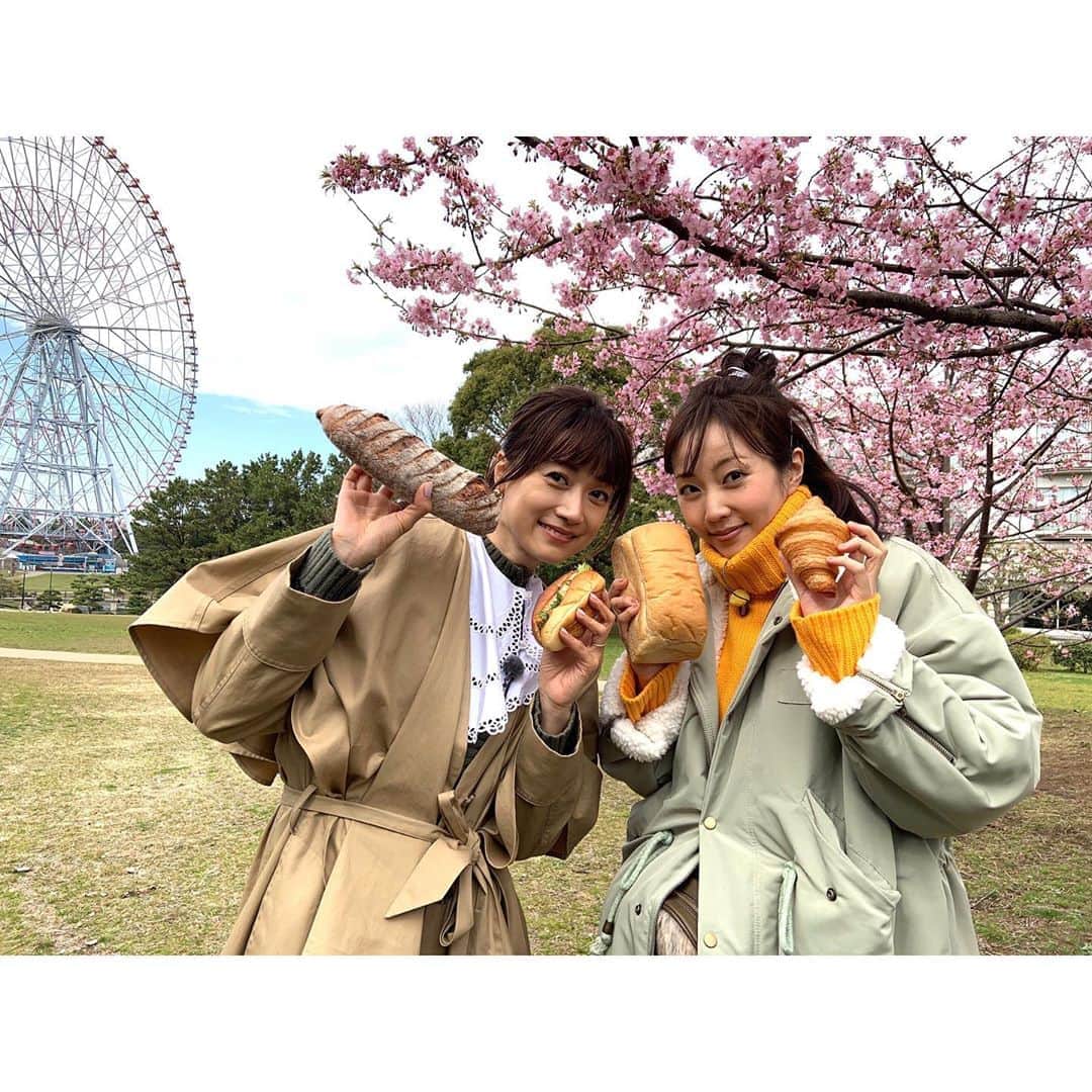 のインスタグラム：「今日の　#パン旅。は ヨンアさんと葛西のパン屋さんを巡ります🍞  同い年コンビ！ とってもビューティフルで楽しい楽しい旅でした🌸  よる7時から NHKBSプレミアムにて」