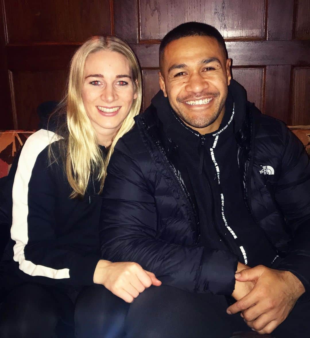 ジェンマ・ボナーのインスタグラム：「So now we have the real relationship test .. for the first time ever we are stuck with eachother for more than 5 days ... hopefully we still smiling like this by the end of this lockdown period 🤣🥰」
