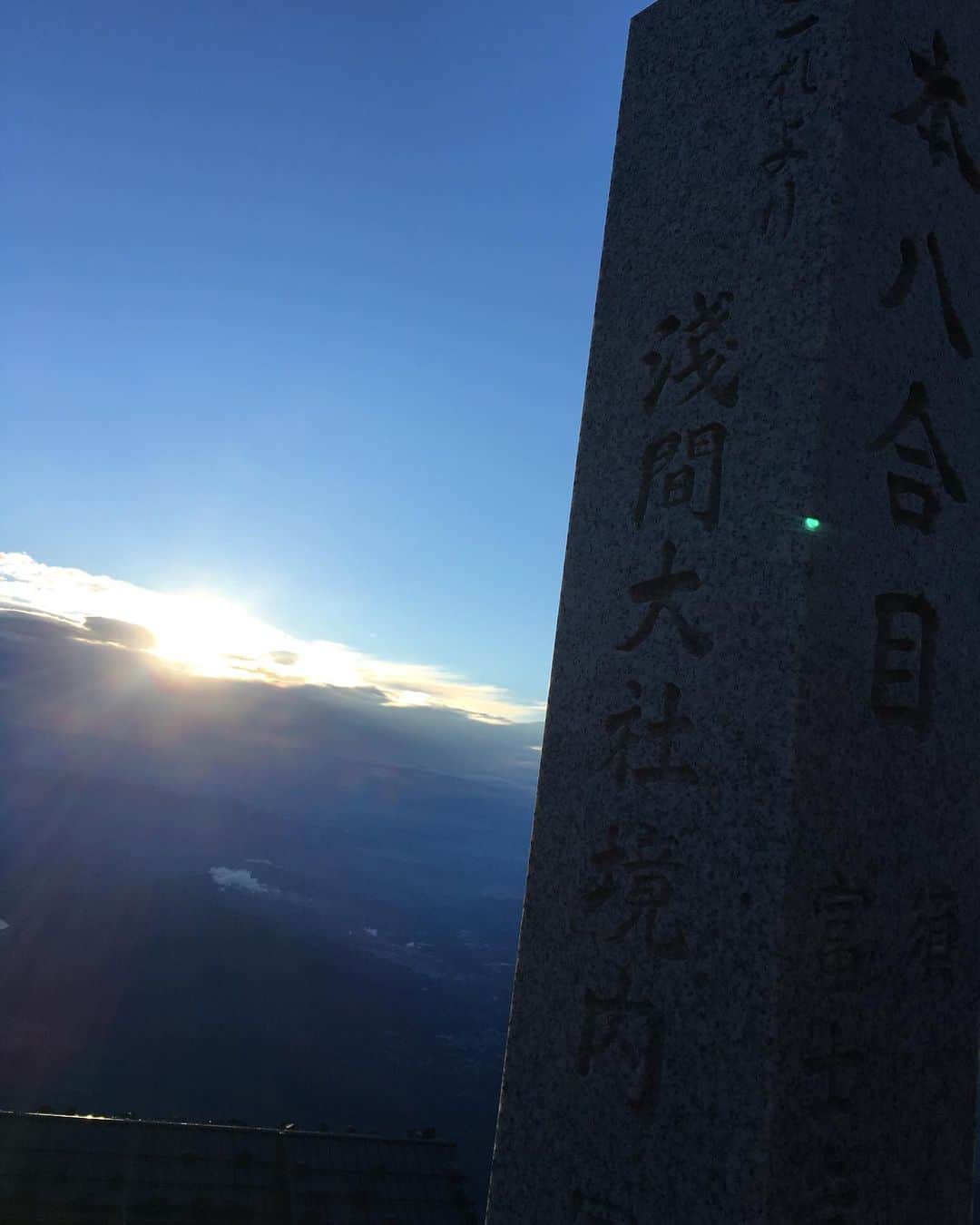 山崎美月さんのインスタグラム写真 - (山崎美月Instagram)「Mt.Fuji」3月25日 4時39分 - mitsu__0817