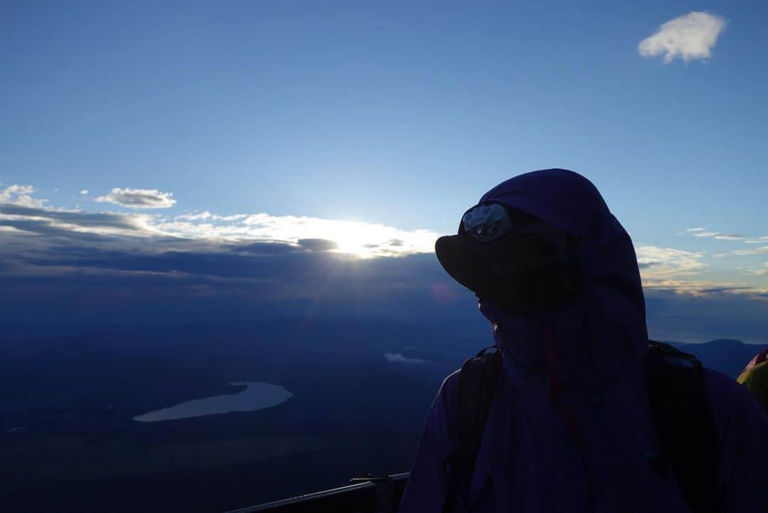 山崎美月さんのインスタグラム写真 - (山崎美月Instagram)「Mt.Fuji」3月25日 4時40分 - mitsu__0817