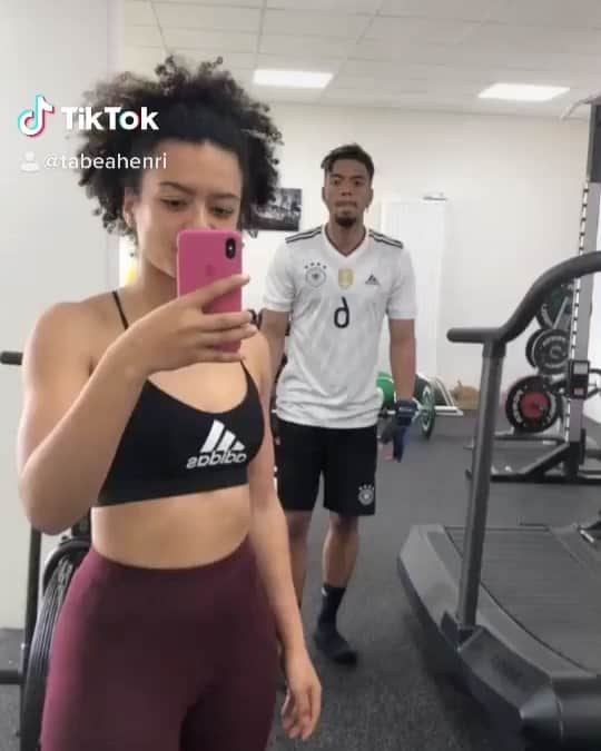 ベンジャミン・ヘンリックスのインスタグラム