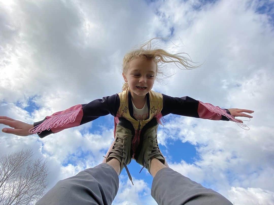 ダニー・マスターソンのインスタグラム：「Superhero training.」