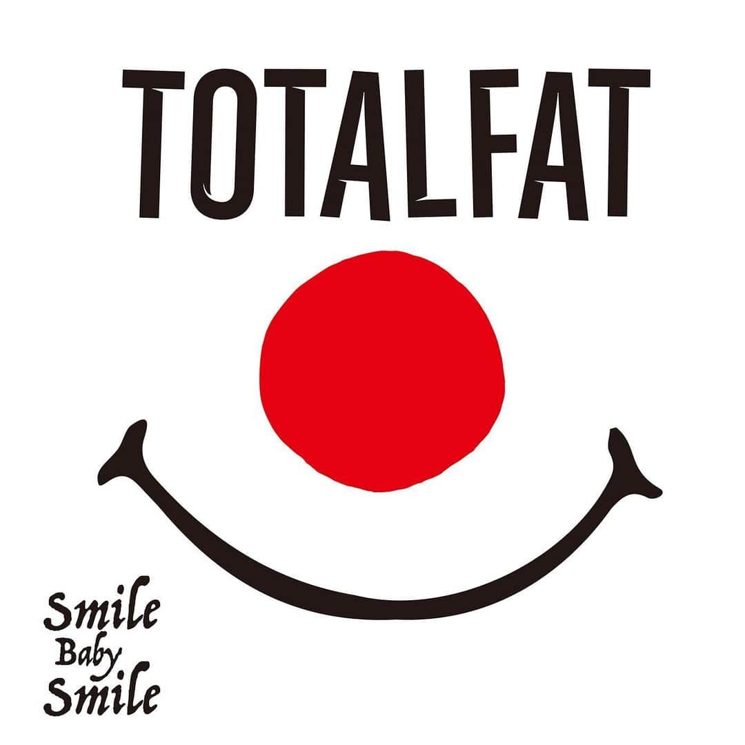 TOTALFATのインスタグラム：「TOTALFAT New Digital Single 「Smile Baby Smile」 配信スタート！ レコーディング風景を撮影したミュージックビデオも公開！  コロナウイルスの影響でエンターテイメント業界が通常営業になるまでまだ少しかかりそうですが、 みなさん笑顔を忘れず、またライブハウスで笑える日まで😄✌️ #TOTALFAT #音楽を止めないTF #SmilebabySmile」
