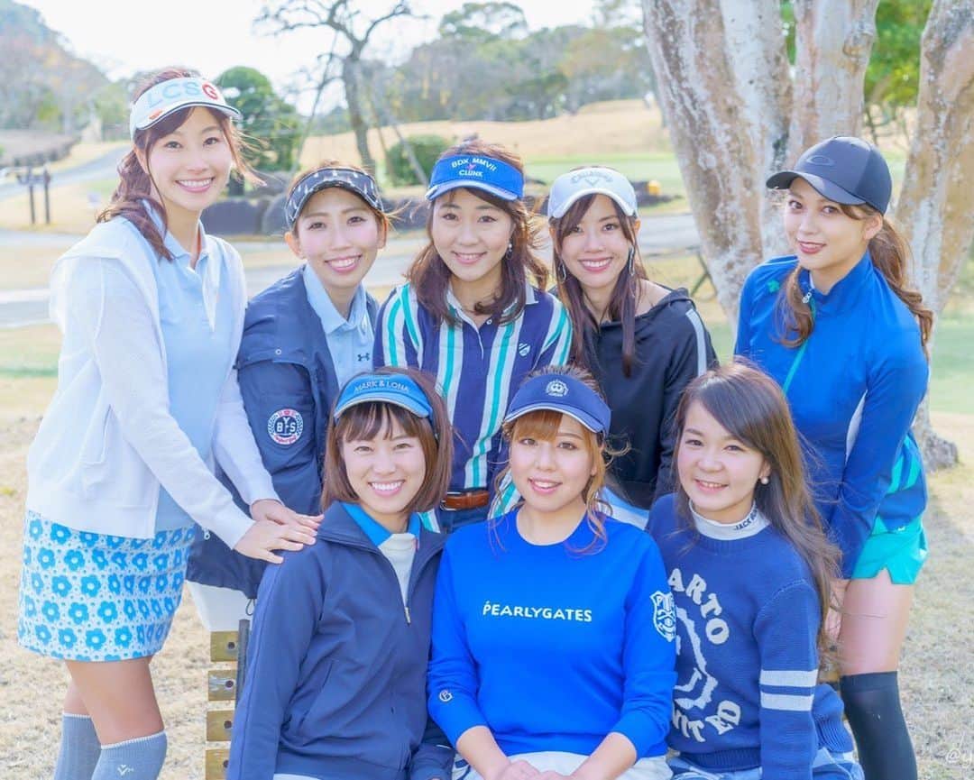 西野沙瑛さんのインスタグラム写真 - (西野沙瑛Instagram)「﻿ ﻿ ガールズカップ⛳️❤️﻿ 4つのカラーに分かれてウェアを揃えたよ☺️﻿ やっぱりみんなで揃えると可愛い😍﻿ ﻿ @renazoo_golf @kojimachi_golfclub ﻿ 開催ありがとうございました✨﻿ ﻿ 📸: @yoppa408 ﻿ ﻿ #ゴルフ女子 #ゴルフ男子 #ゴルフコーデ #スポーツ女子  #ゴルフウェア #スポーツ #golf #골프 #골프스타그램 #골프장 #라운드 #골프스윙 #골프사랑 #골프레슨 #아이언샷 #스크린골프  #トレーニング #トレーニング女子 #筋トレ #筋トレ女子 #golfstagram #golfswing #プレ花嫁」3月25日 7時10分 - sae_golf