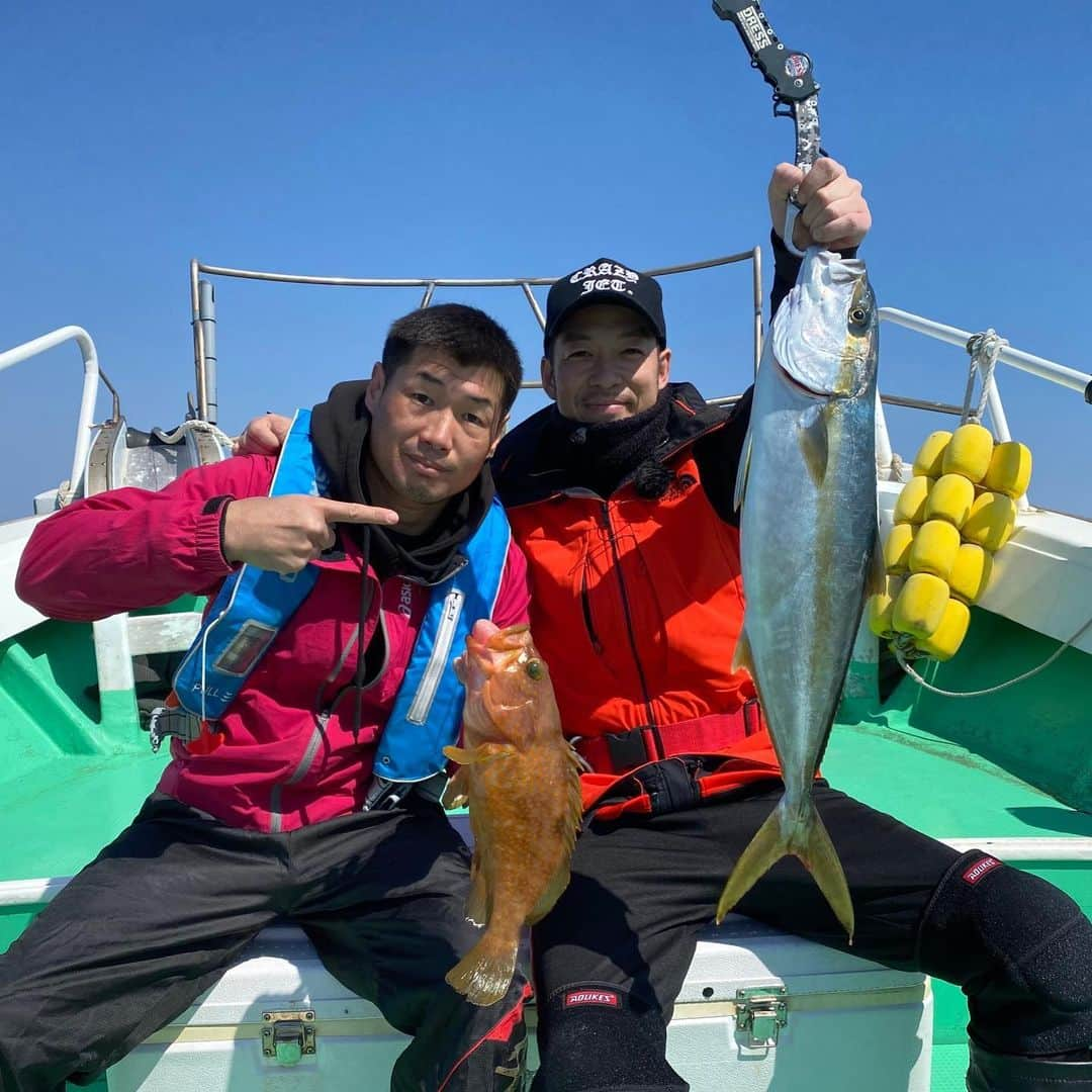 長谷川穂積さんのインスタグラム写真 - (長谷川穂積Instagram)「時間がゆっくり過ぎる 最高の時間でした 三週間分笑った 清木場さんありがとうございました #清木場俊介　さん #粟生隆寛 #山口県」3月25日 19時46分 - hozumi_hasegawa