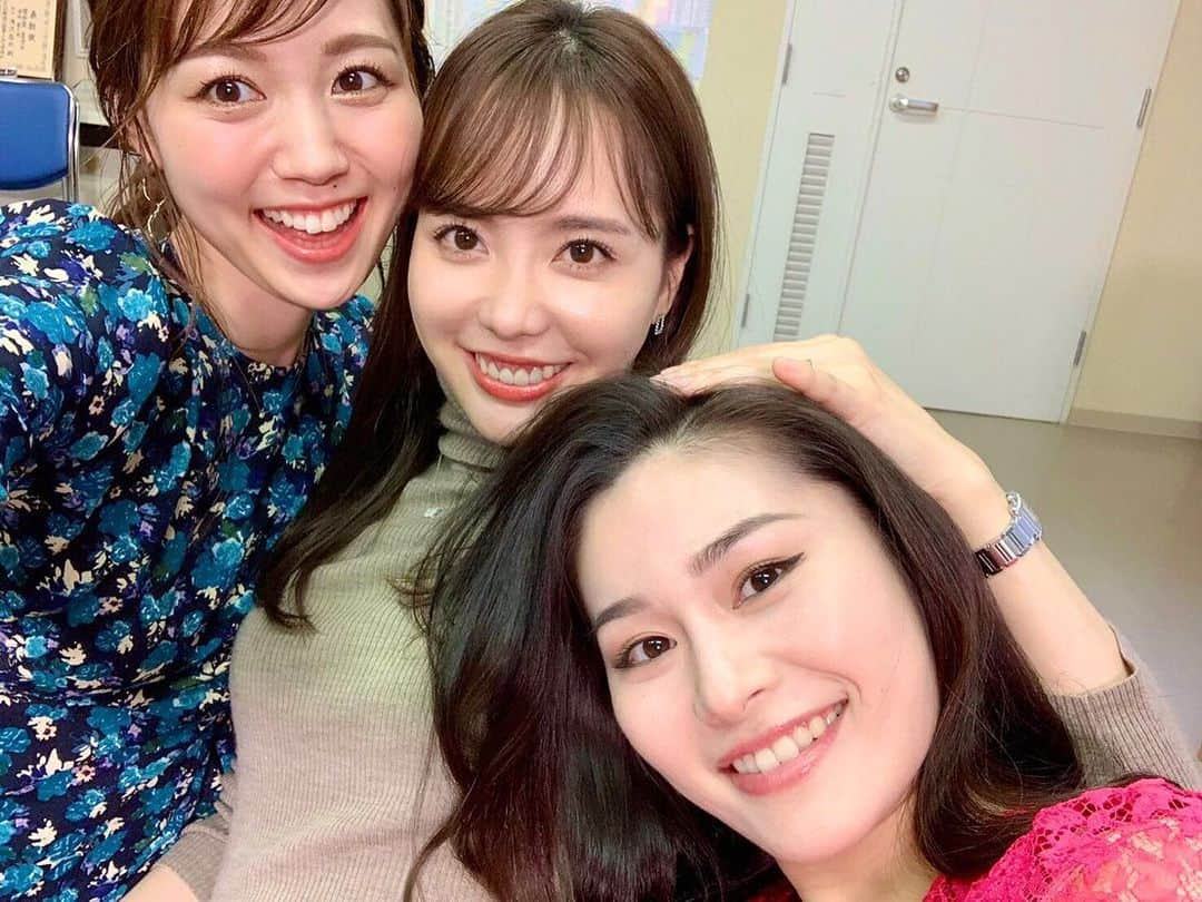 Aoiさんのインスタグラム写真 - (AoiInstagram)「新潟アレコレ娘❣️ 放送を観てくださった方ありがとうございます😊💕 新潟以外の方は、youtubeアップされたので観てください❣️ ✨  日本酒片手に女子トーク楽しかったな🍶 テーマは「友人から恋人に発展する？」 私は・・「しない派！」 . .  私にとっての異性は、「恋愛対象内」か「外」か❣️ 私の場合、これは初対面で決まります！笑  そもそも男友達ってなんだろう🤔  自分が友達と思っていても、相手がそうじゃなかった、という経験をしてからは、男女の友情って成立しないと思っています😅 .  みんなはどう思う？🤔 . . #アレコレ娘#新潟TV#youtube#女子会#女子トーク#日本酒#地酒#恋愛#恋愛トーク#男女の友情」3月25日 20時27分 - aoioa