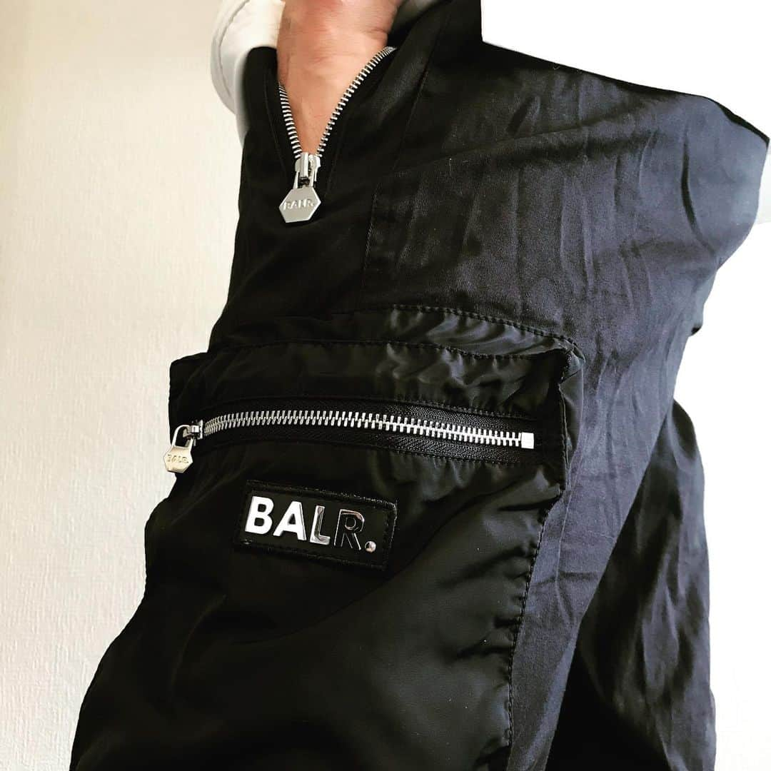 平沼紀久さんのインスタグラム写真 - (平沼紀久Instagram)「今年の戦闘服（現場服）は、 BALR.  機能性と機動力を手に入れた！  #balancestyle  #バランススタイル #balr  #ボーラー」3月25日 12時05分 - norihisahiranuma