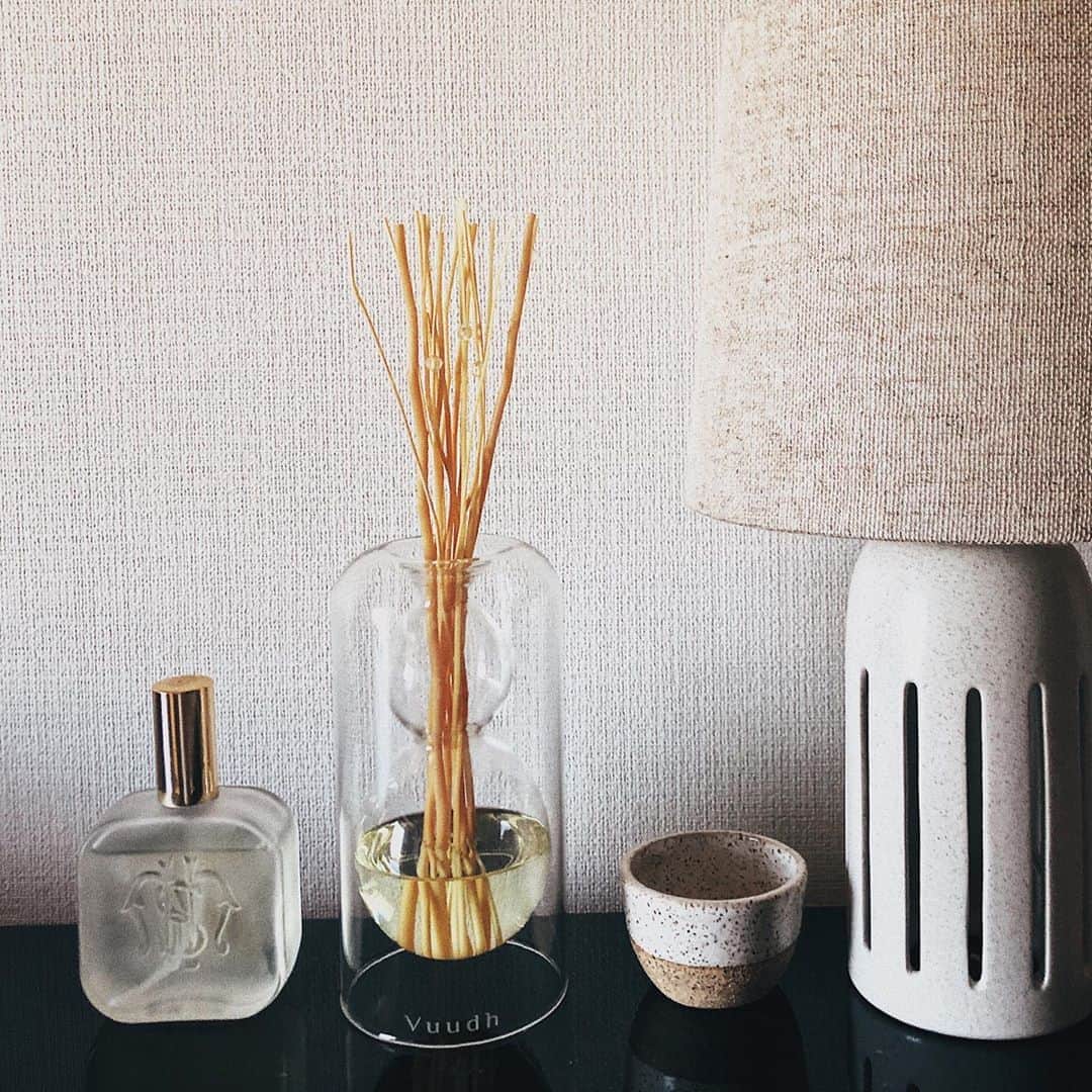 林田岬優さんのインスタグラム写真 - (林田岬優Instagram)「💗🙏 healing scent #vuudh  ceramics made by @tamikokonuts」3月25日 12時07分 - miyu_hayashida