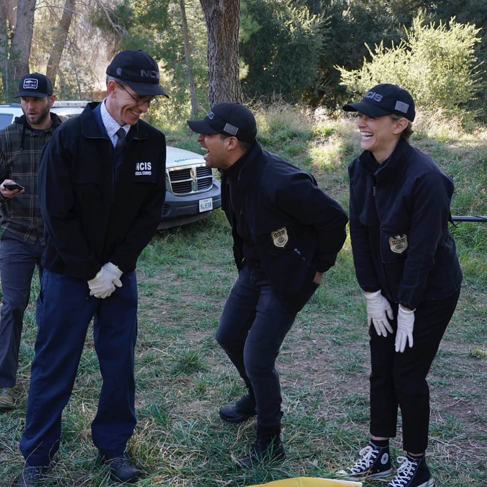 ウィルマー・バルデラマのインスタグラム：「One of us peed a little.. tonight on an ALL NEW EP of #NCIS」