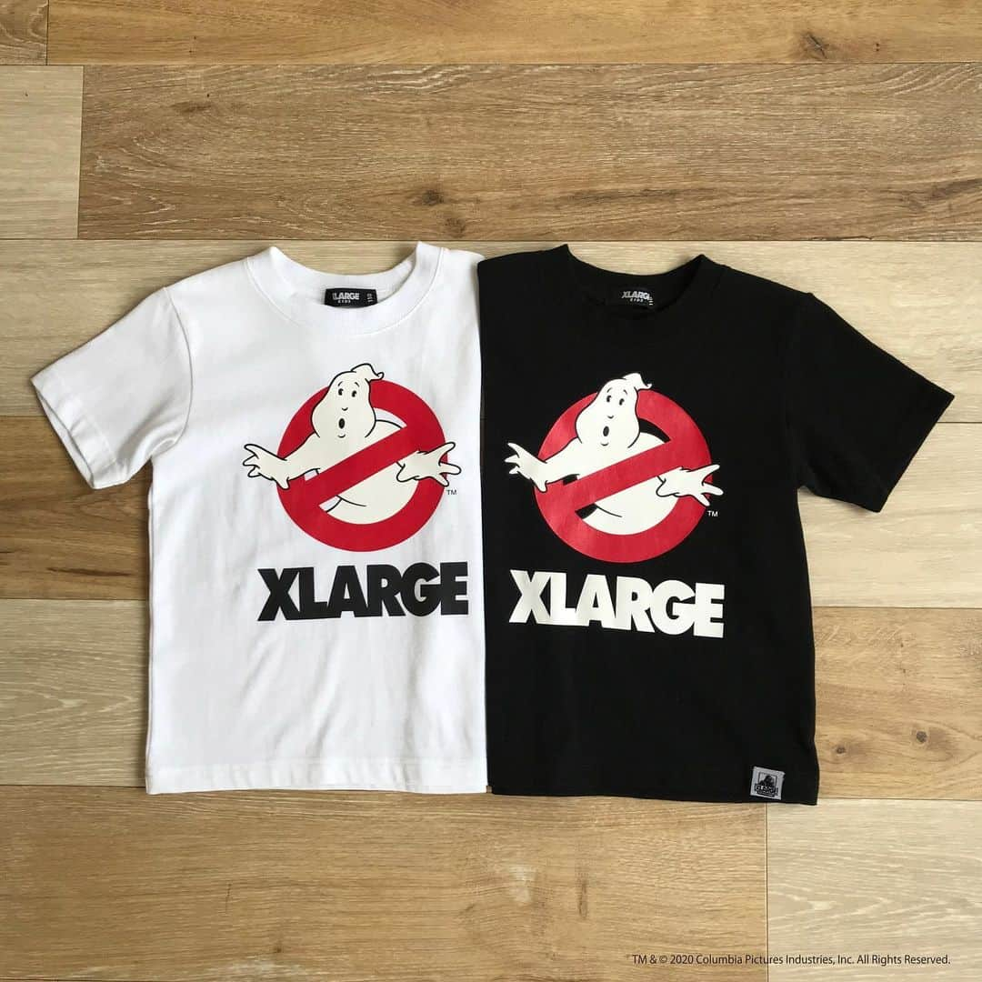 X-girl Stages Officialさんのインスタグラム写真 - (X-girl Stages OfficialInstagram)「.XLARGE KIDSから今週末発売予定のゴーストバスターズとのコラボレーションアイテムのご紹介です。﻿ 1984年に公開され大ヒットした映画ゴーストバスターズの最新作が2020年に公開となります。﻿ 映画公開を記念して、XLARGE KIDSと初のコラボレーションが実現しました。﻿ ﻿ 映画のトレードマークであるノーゴーストのマークは、誰もが一度は目にしたことのあるマークではないでしょうか。﻿ Tシャツ2型とオリジナルの総柄テキスタイルを使用したシャツとショーツのラインナップとなっております。﻿ 目を引くグラフィックのアイテムは、これからのコーディネートの主役になること間違いなしです❗️﻿ ﻿ S/STEE ノーゴースト﻿ 発売中 ¥5,390﻿ カラー：シロ、クロ﻿ サイズ：110~140﻿ ﻿ S/STEE ECTO-1﻿ ¥5,390﻿ カラー：Lブルー、クロ﻿ サイズ：110~140﻿ ﻿ 総柄プリント開襟シャツ﻿ ¥9,790﻿ カラー：ベージュ、クロ﻿ サイズ：110~140﻿ ﻿ 総柄プリントショーツ﻿ ¥9,790﻿ カラー：ベージュ、クロ﻿ サイズ：110~140﻿ ﻿ #xlargekids  #xlarge #ghostbusters  #ラージキッズ  #ラージ　#キッズコーデ　#コラボ　#ゴーストバスターズ　#総柄　#セットアップ　#セットアップコーデ」3月25日 14時46分 - xgirlstages