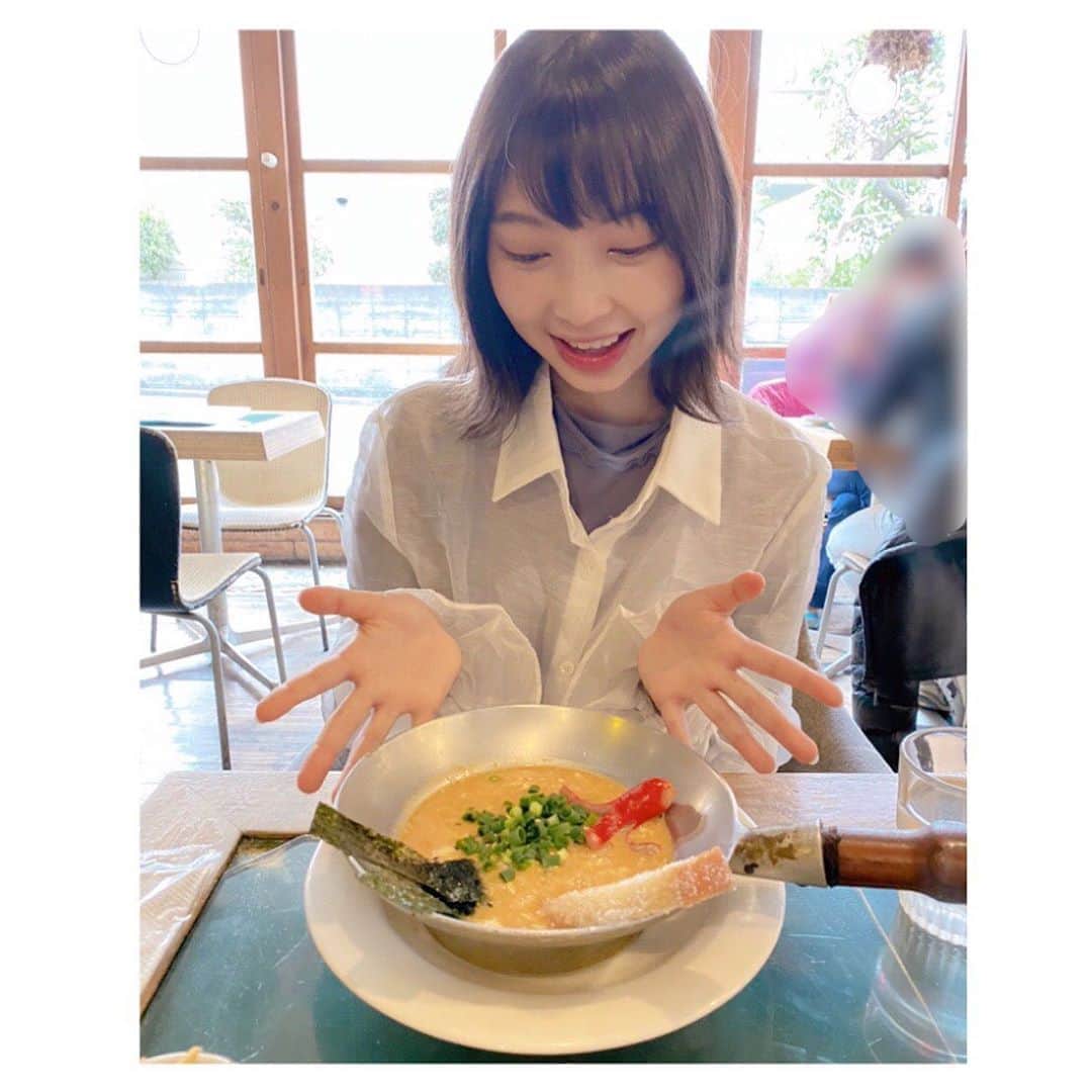 のインスタグラム：「❤︎﻿ ﻿ 📍#おじやんカフェ﻿ ﻿ ﻿ 優しさを感じるご飯🍚﻿ ﻿ オジヤ💓﻿ ﻿ ﻿ 今日はポカポカ陽気だ☀﻿ 桜🌸もどこも綺麗に咲いてるね☺️﻿ 満開の桜見に行きたくなってきたなぁ💭﻿ ﻿ ﻿ ﻿#友達カメラ📸 #instagood #instalike #followme」