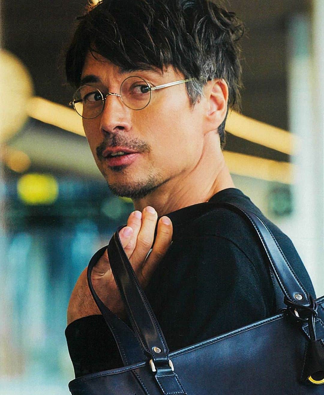 のインスタグラム：「Press info: OCEANS5月号にてGERNOT LINDNERをご紹介いただきました。どうもありがとうございます。 #magazine  @oceans_magazine  #eyewear @gernotlindnereyewear  @globespecs_official  #tokyo  #opticalstore #wholesalebrand #ahlem #anneetvalentin  #gernotlindner #globespecs  #lescalunetier  #lunor #dianetaylor #laloop #robertmarcnyc」