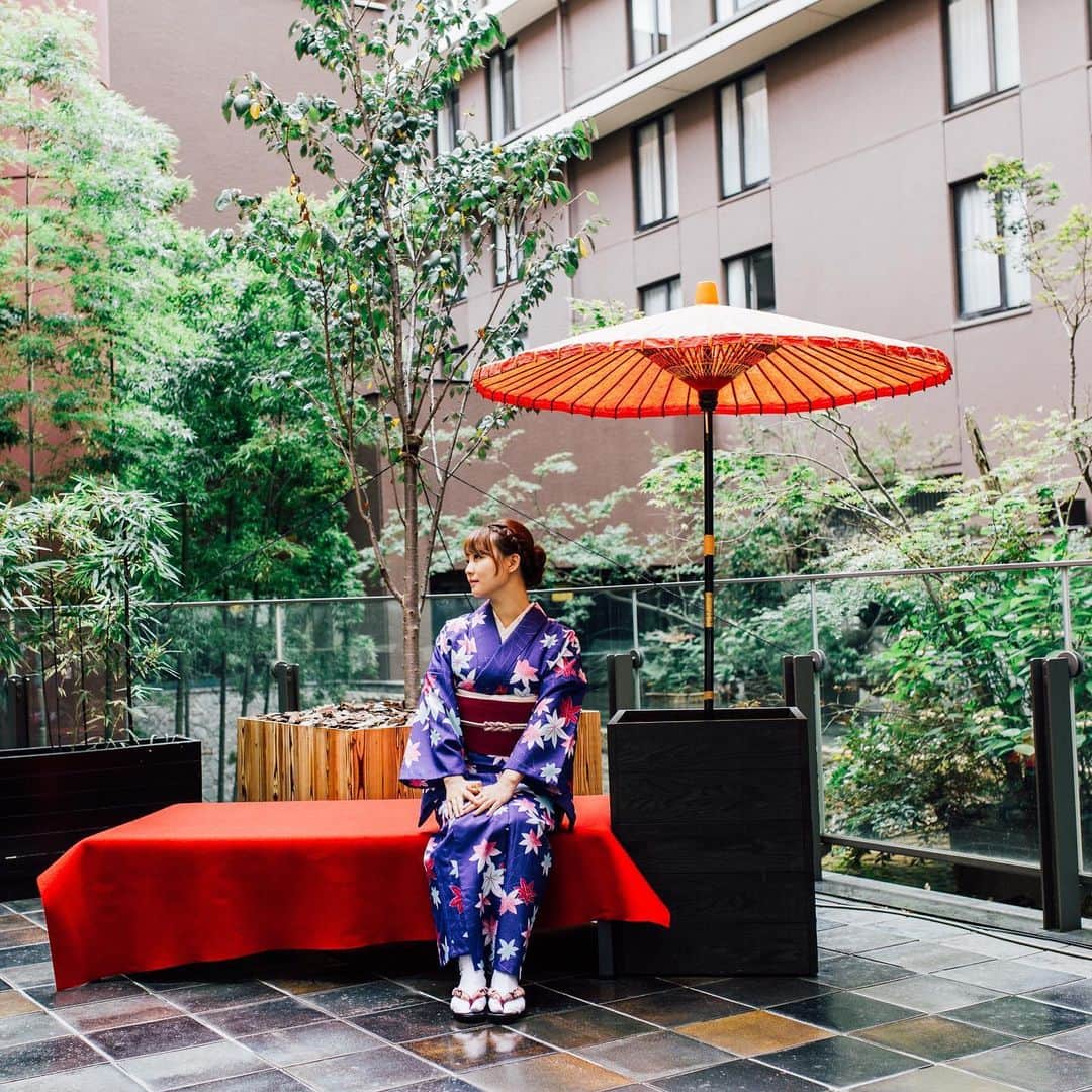 東急ホテルズさんのインスタグラム写真 - (東急ホテルズInstagram)「春休みや卒業旅行に京都はいかがでしょうか。﻿ 3月は比較的過ごしやすく、観光旅行にぴったりです。﻿ ﻿ 京都には、名高い八坂庚申堂はじめ、思わず﻿ 写真を撮りたくなるようなスポットがたくさんあります。﻿ ﻿ お部屋でのんびり過ごすもよし、﻿ 着物を来て観光名所を巡るもよし。﻿ ﻿ 京都観光の際は、どこの観光地へもアクセスのよい﻿ 京都東急ホテルをぜひご利用ください。﻿ ﻿ #京都東急ホテル #kyoutotokyuhotel﻿ #京都 #京都旅行 #京都観光 #京都カフェ﻿ #京都着物レンタル #京都好きな人と繋がりたい﻿ #kyoto #kyototrip #kyotojapan #kyotocafe #kimono﻿ ﻿ #東急ホテルズ #tokyuhotels﻿ #ホテル #旅 #旅行 #hotel #travel﻿ #travelgram #instatravel #ig_japan﻿ #traveler #traveling #japantravel﻿ #genic_travel #travelphotography﻿ #traveljapan #japantravelphoto」3月25日 16時41分 - tokyuhotels