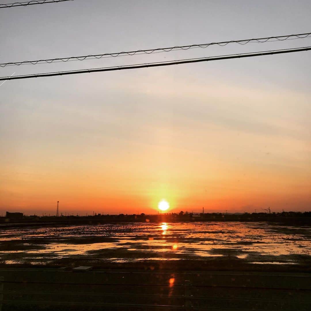 井手大介のインスタグラム：「空はまるで。富山県。」