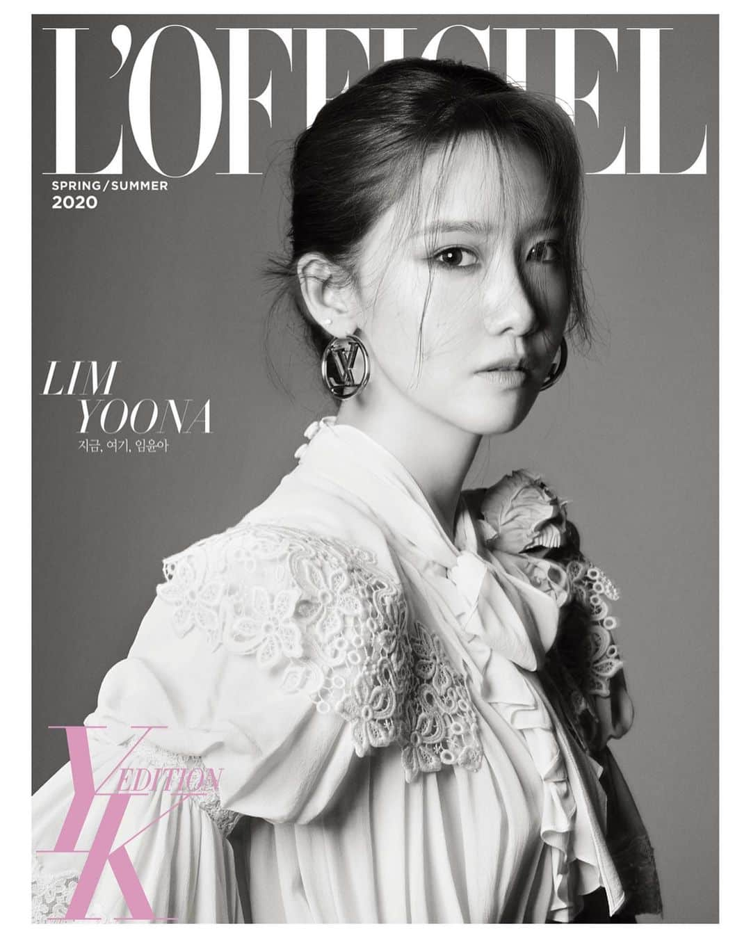 ユナさんのインスタグラム写真 - (ユナInstagram)「coming soon 📚 #LOFFICIEL_YKedition」3月25日 19時19分 - yoona__lim