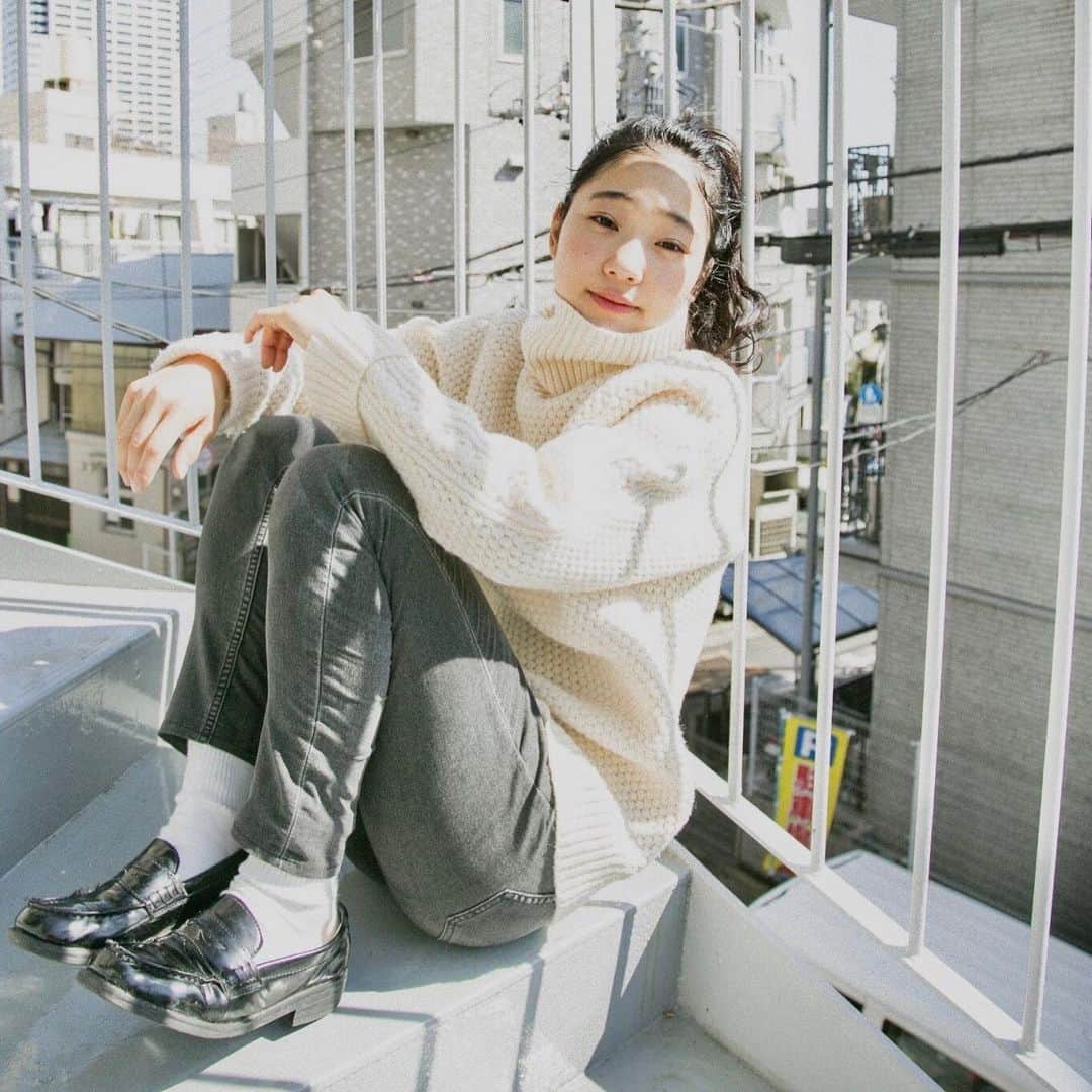 斎藤なりのインスタグラム：「光に包まれて春🌿」