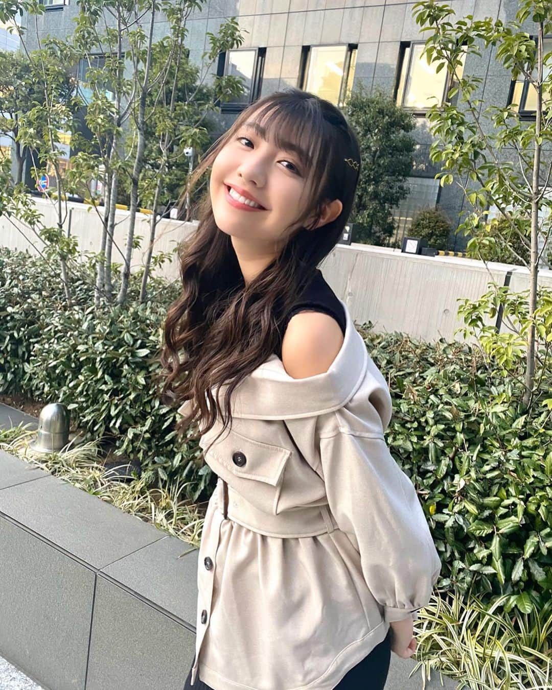 小玉梨々華のインスタグラム：「すっかり春だね〜 #ririkasootd」