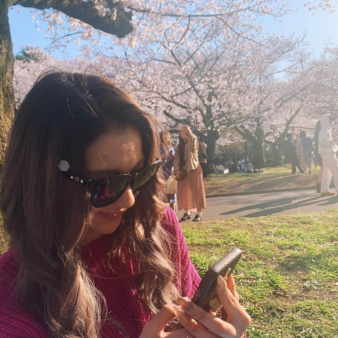 ゆきぽよさんのインスタグラム写真 - (ゆきぽよInstagram)「春が来たね〜🌸. . . 大好きな桜( ¨̮ )🌸. . . #桜 #目黒川 #代々木公園 #cherryblossom」3月25日 23時42分 - poyo_ngy