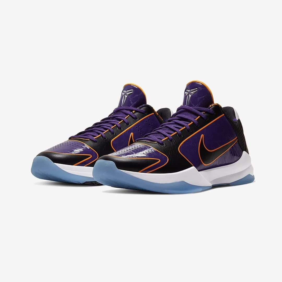 HYPEBEASTさんのインスタグラム写真 - (HYPEBEASTInstagram)「@hypebeastkicks: @nike is releasing a Kobe V Protro in a "Lakers" inspired colorway. Worn by @antdavis23 during the NBA All-Star Game, this is a completely new makeup for this particular model and sports the team's purple and gold that fans have grown to love. The silhouette features Nike's Flywire technology along the upper while sitting atop an Air Zoom Turbo cushion with an icy blue outsole making for an optimal sneaker on the court. Stay tuned for release info. Photo: @sneakersnstuff, Jonathan Daniel/Getty Images」3月26日 0時01分 - hypebeast