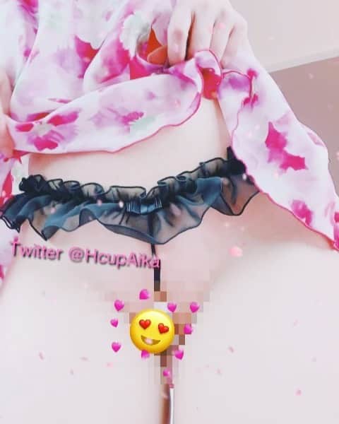 Aikaのインスタグラム：「Join n see full version with no mosaic and sticker→ https://onlyfans.com/hcupaika」