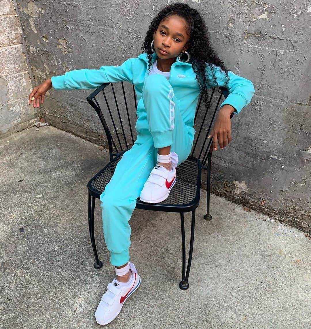 Instagramさんのインスタグラム写真 - (InstagramInstagram)「Thirteen-year-old rapper and entertainer Alaya High, aka That Girl Lay Lay (@thatgirllaylay), describes her rapping style as “fun, aware and adventurous... like my lifestyle.” 💓⁣ ⁣ “When I rap I feel happy and free, because it is a release. Music helps me express what’s going on in the world, and it helps me express the emotions I’m feeling,” says Lay Lay, who started heading to the studio with her father when she was 5. “I would tell him to record me, and I would make little kid raps, not talking about much, but I knew rapping and entertaining would be my life somehow.” #ThisWeekOnInstagram⁣ ⁣ Photo by @thatgirllaylay」3月26日 1時02分 - instagram