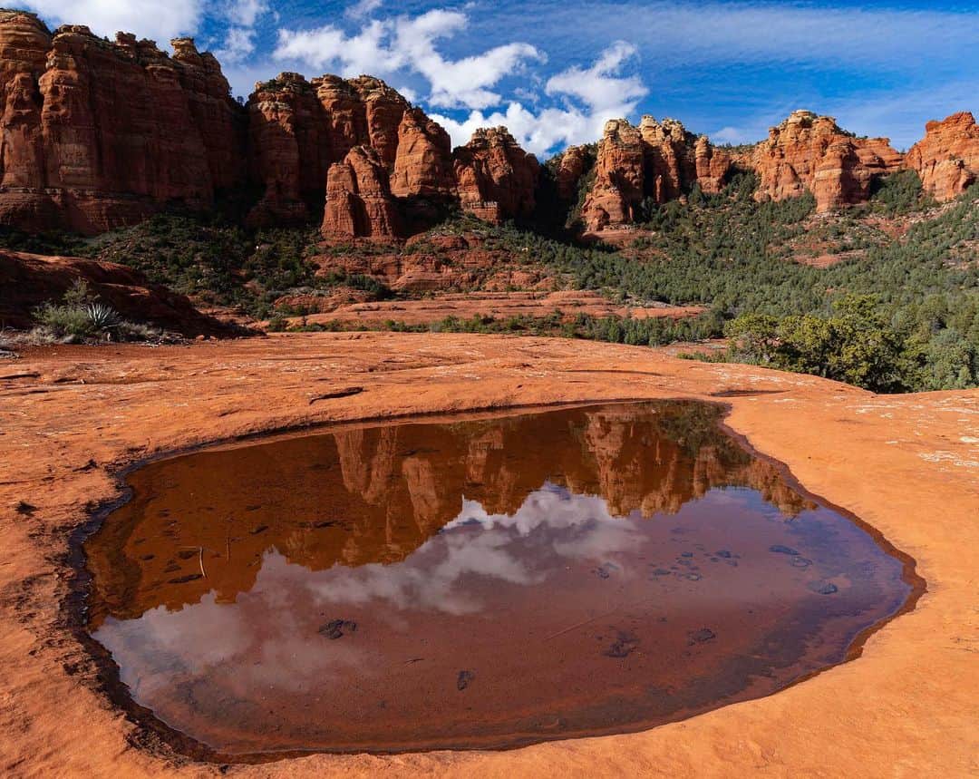 Ricoh Imagingのインスタグラム：「The last day of winter in Sedona, Arizona captured by our brand ambassador @kerrickjames5 using the #pentax645z. 1/10 sec f/22 ISO 200」