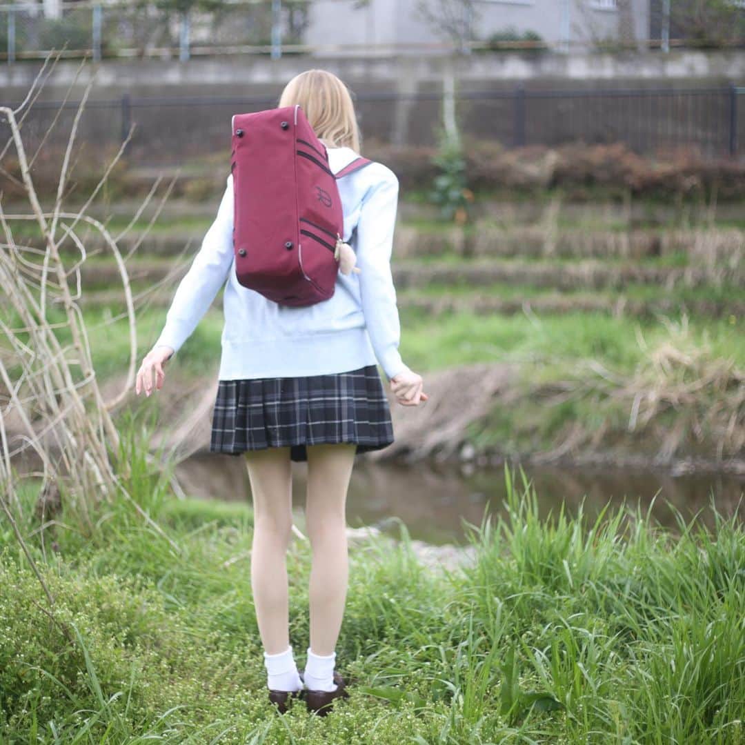 姫沢のインスタグラム：「Surreal times. The past 2 days felt like a month. And now we‘re heading for dark times.  #himezawa #cosplay #cosplayer #姫沢　#花見」