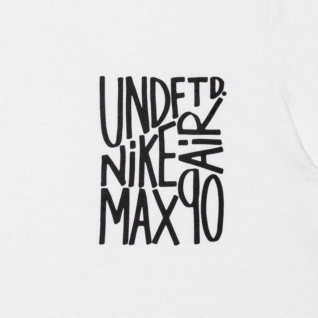 UNDFTDさんのインスタグラム写真 - (UNDFTDInstagram)「UNDEFEATED x NIKE AIR MAX 90 Hoodies, Long Sleeves, and Tees Available tomorrow Air Max Day 3/26 7AM PST only at Undefeated.com」3月26日 4時00分 - undefeatedinc