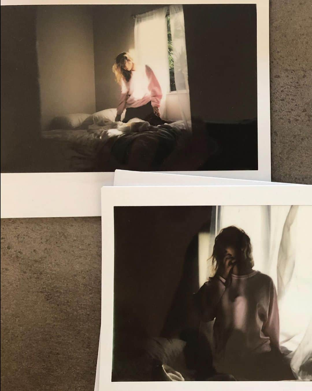 Sydney A Malerさんのインスタグラム写真 - (Sydney A MalerInstagram)「Quarantine vibes . . #TB Polaroids @gustothirtyfive」3月26日 4時34分 - sydneyamaler