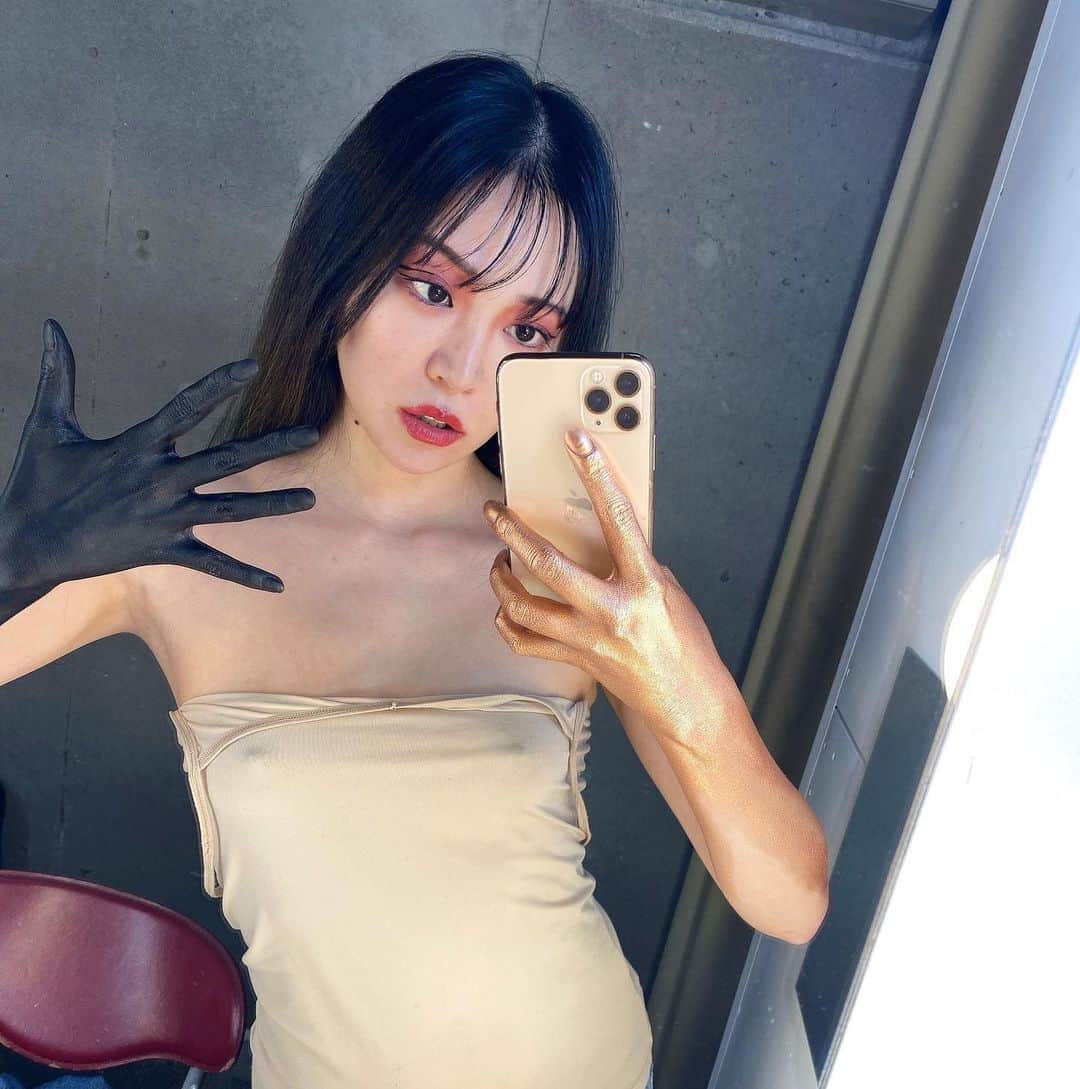 DJ mariennuのインスタグラム：「Washing Hands and Gargling Throat.」