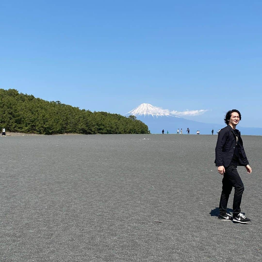 ダイキさんのインスタグラム写真 - (ダイキInstagram)「ロケ日和☀️ 静岡ダイスキTVお楽しみに！！！ 快晴で眩しくて風が気持ちよくて最高！ #DaiichiTV」3月26日 15時46分 - daiki_sugiura0619