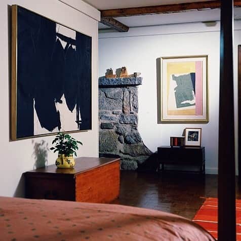 Meganさんのインスタグラム写真 - (MeganInstagram)「Robert Motherwell’s bedroom ⚡️#stayhome #robertmotherwell」3月26日 15時50分 - zanzan_domus