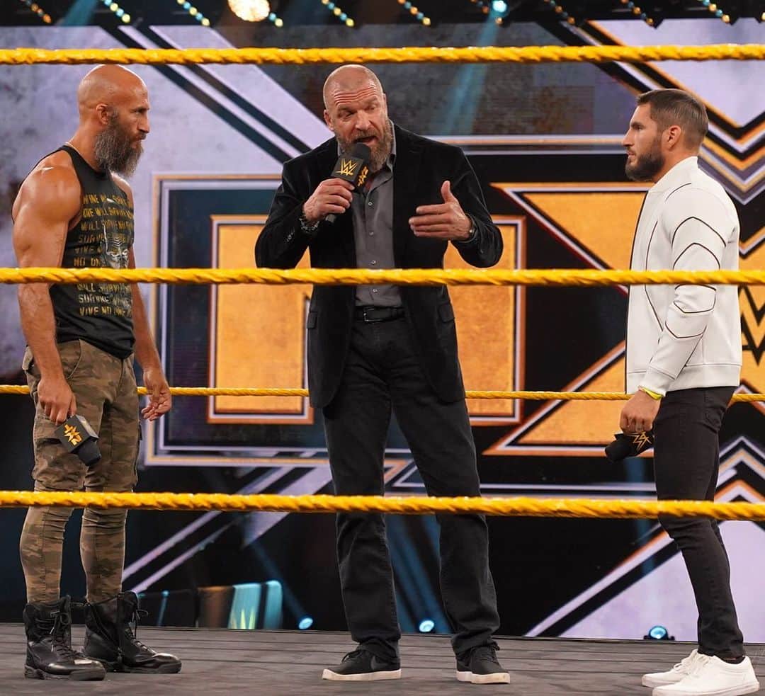 WWEさんのインスタグラム写真 - (WWEInstagram)「NOW on #WWENXT, @tripleh discusses the actions of @thejohnnygargano and @nxtciampa. @usa_network」3月26日 10時53分 - wwe